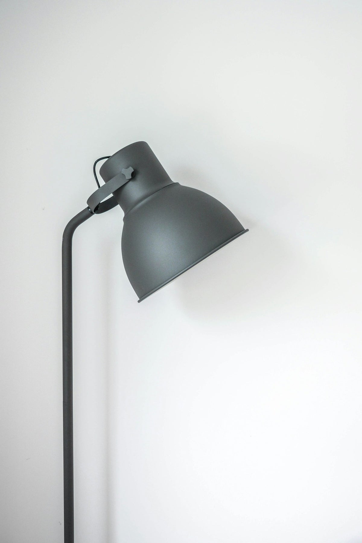 Halo Ambient Desk Lamp